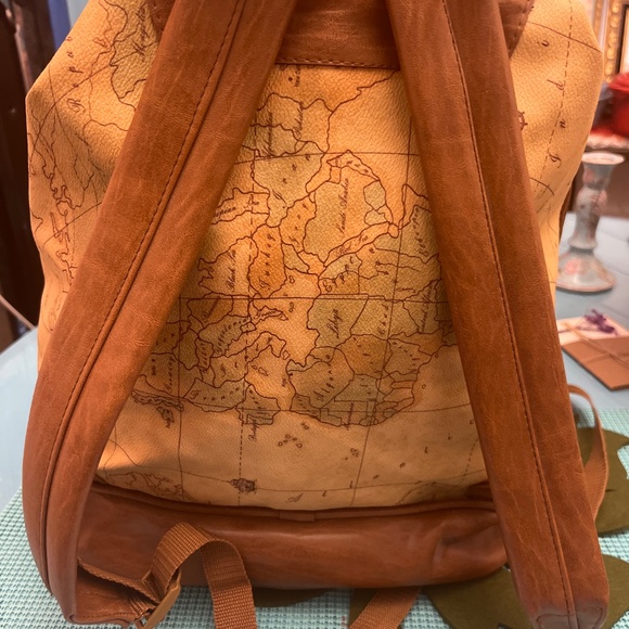 Chenson Leather Map Backpack - Picture 4 of 4